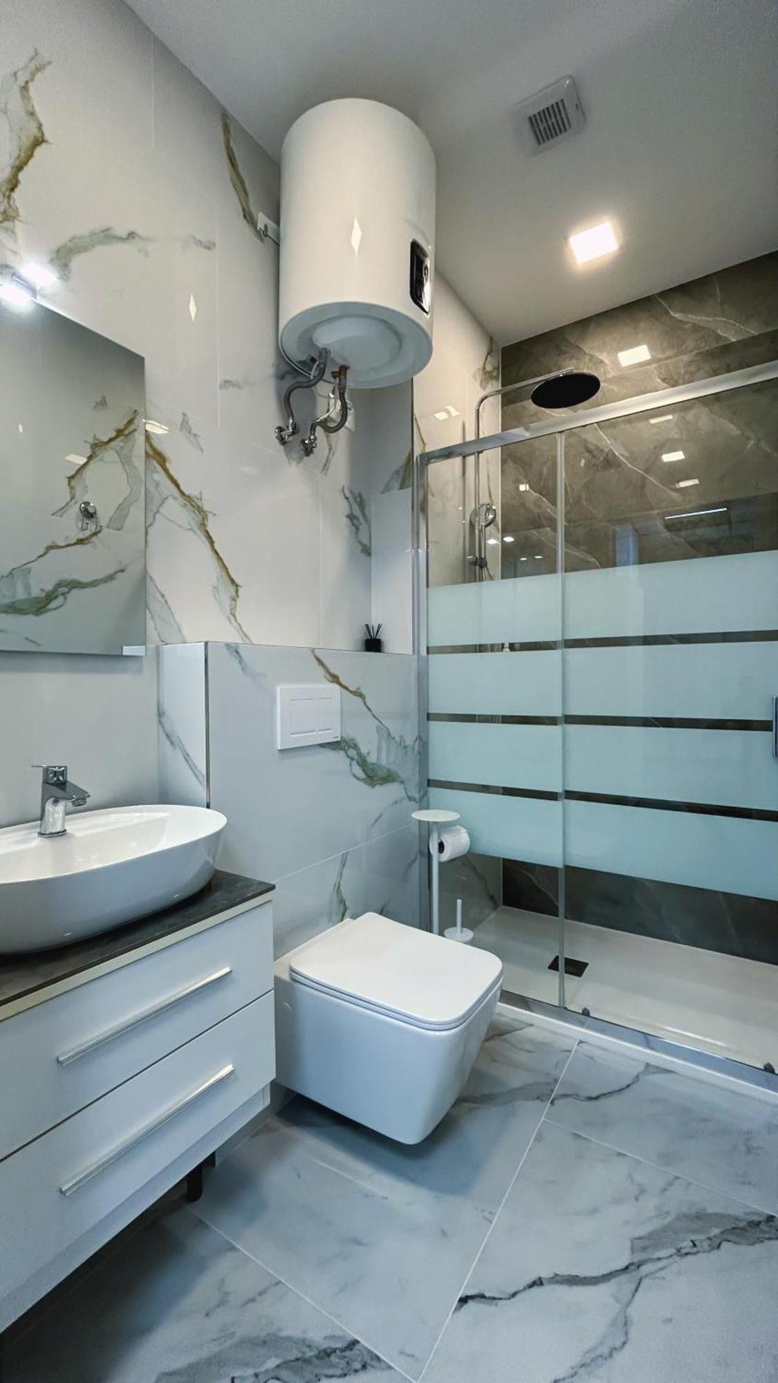 Loft Office 17 Hotel Castel Maggiore Exterior foto