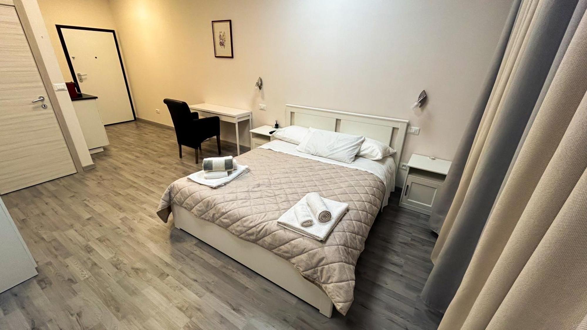 Loft Office 17 Hotel Castel Maggiore Exterior foto
